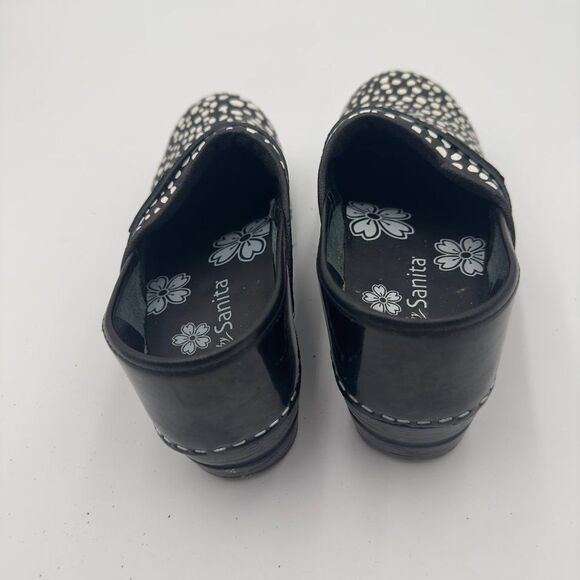 Koy by Sanita Black and White Polka Dot Clogs Comfort, Chic, Stylist, size 39. - Picture 4 of 9